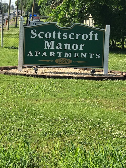 Scottscroft Manor