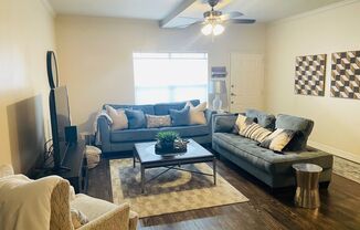 4 beds, 2 baths, 1,810 sqft, $1,895, Unit 103