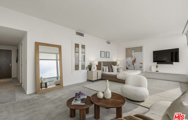 3 beds, 4 baths, 4,250 sqft, $25,000, Unit 47G