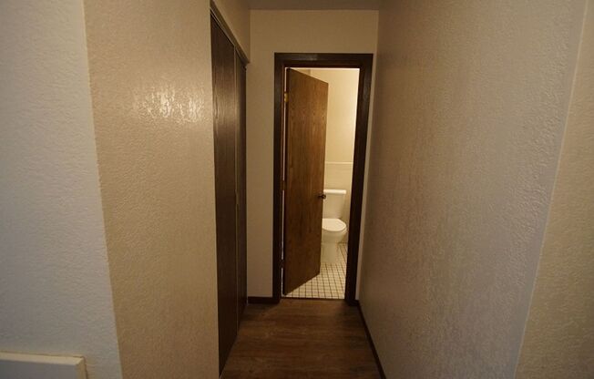 Studio, 1 bath, 710 sqft, $1,194, Unit 307