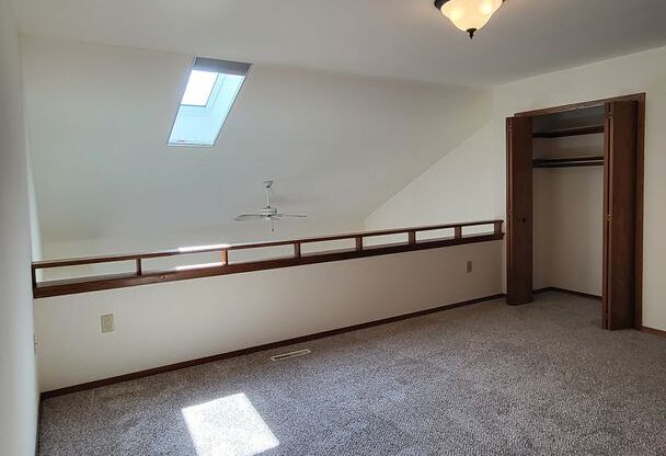 1 bed, 1 bath, 810 sqft, $1,475, Unit 72