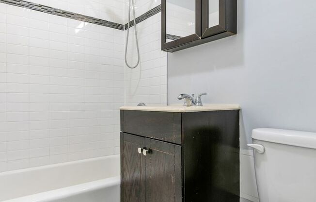 1 bed, 1 bath, 595 sqft, $1,850, Unit 501