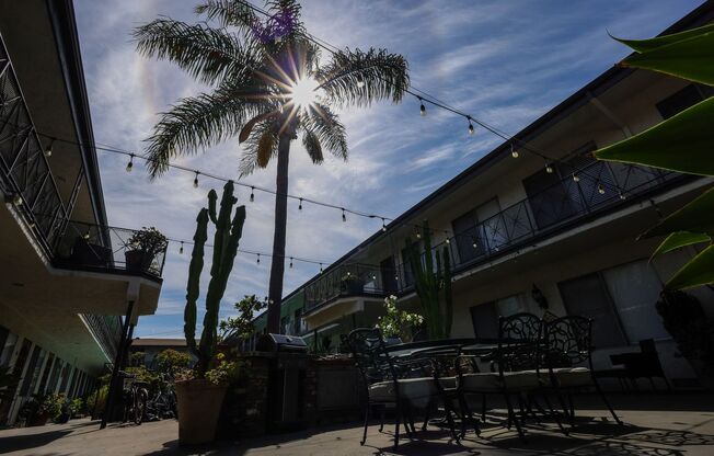 1 bed, 1 bath, $2,195, Unit 15