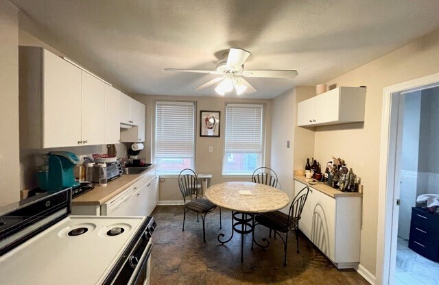 2 BALDWIN PL