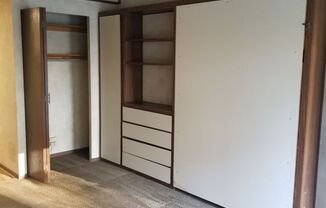 Studio, 1 bath, $895, Unit 303