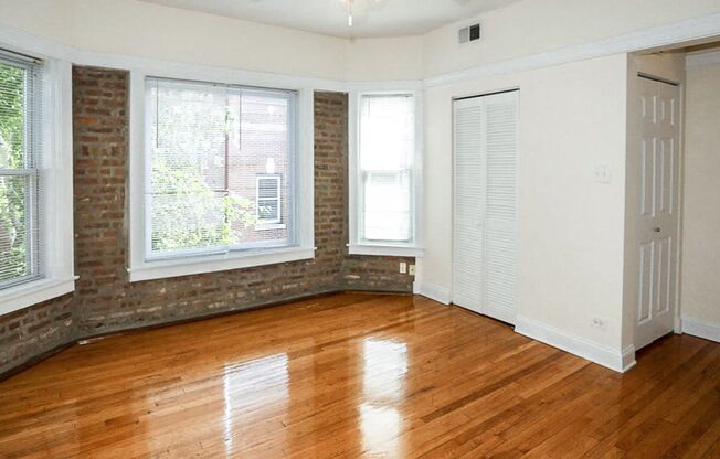 2 beds, 1 bath, 725 sqft, $2,795, Unit 859-3N
