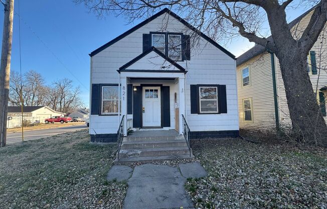 Charming 3 bedroom 2 bath home!