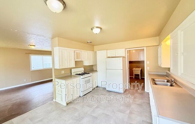 1104 G ST