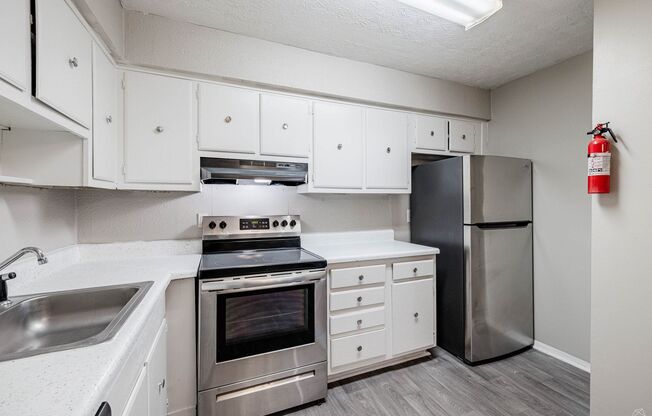 1 bed, 1 bath, 612 sqft, $825