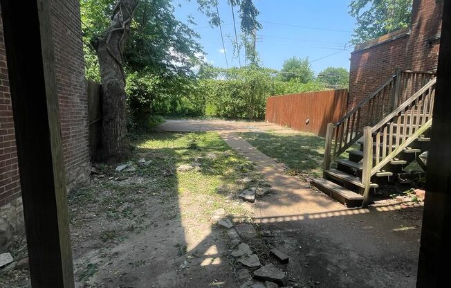 2511 South 9th Street.