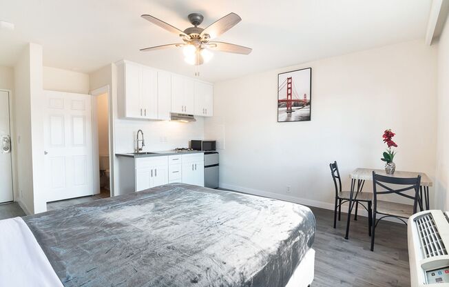 Studio, 1 bath, 126 sqft, $1,695, Unit 231