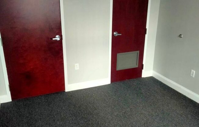 1 bed, 1 bath, 549 sqft, $1,325, Unit 311