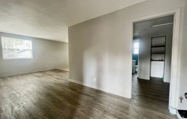 2 beds, 1 bath, $1,050