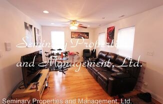 1821 N Sheffield