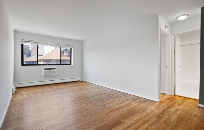 1 bed, 1 bath, 492 sqft, $1,775, Unit 340