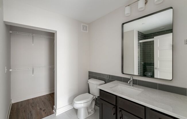 2 beds, 2 baths, $1,584, Unit 1050 N 4th St. Apt. 303