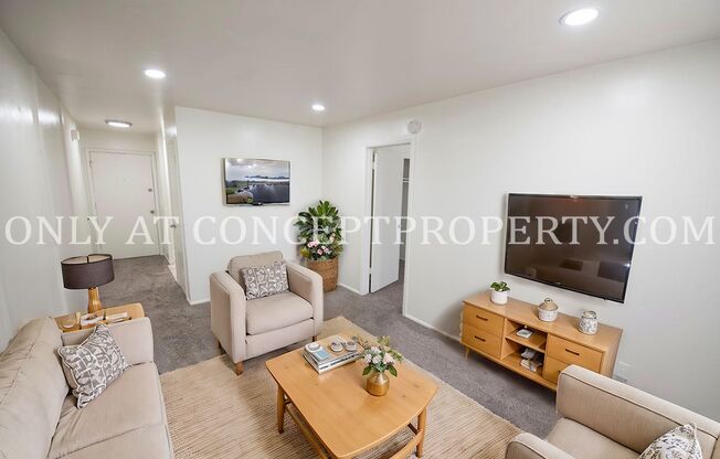 1 bed, 1 bath, 600 sqft, $1,165, Unit B10
