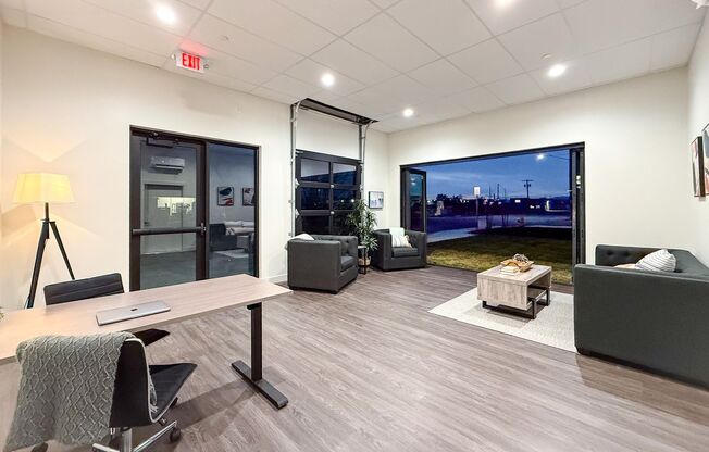 1 bed, 1.5 baths, 1,510 sqft, $2,700, Unit A110