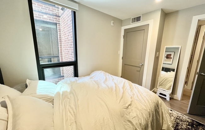 2 beds, 1.5 baths, 775 sqft, $4,500, Unit 430