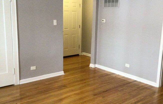 2 beds, 1 bath, $1,679