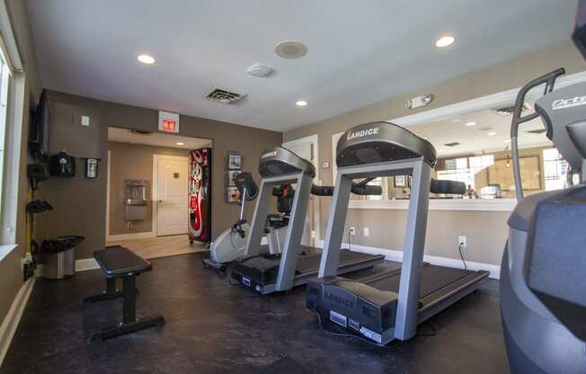 This is a picture of the fitness center at Deer Hill Apartments in Cincinnati Ohio.