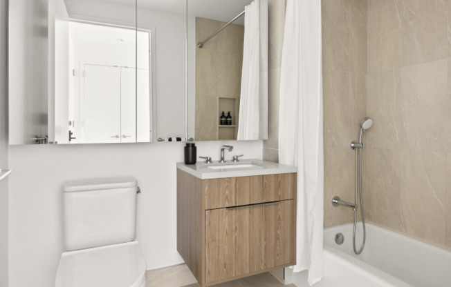 2 beds, 1 bath, $3,965, Unit 21D