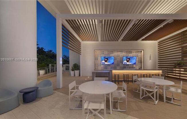 2 beds, 2 baths, 1,123 sqft, $4,000, Unit 16385 Biscayne Blvd # 717