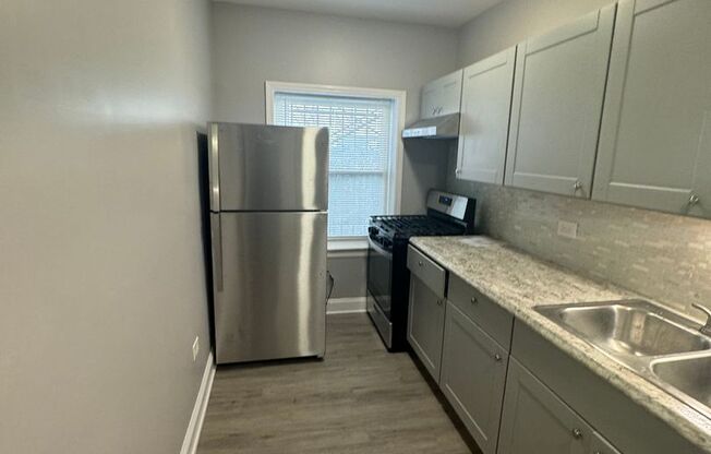 2 beds, 1 bath, $1,686, Unit 1127-GW