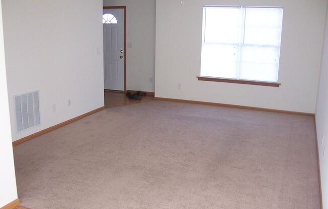 2 beds, 2.5 baths, 1,110 sqft, $1,345, Unit 1303