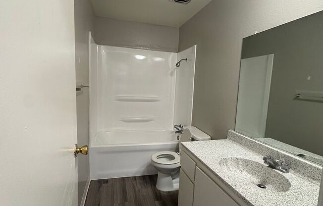Jurupa Royale Apts