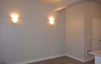 Studio, 1 bath, 500 sqft, $1,250, Unit Unit 6