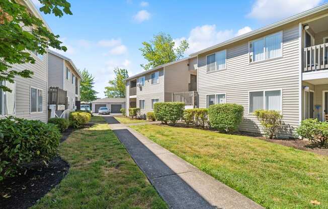 the preserve at ballantyne commons exterior of apartment buildings with grass