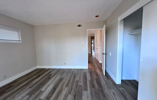 2 beds, 1 bath, 1,010 sqft, $1,950, Unit 5376 Castle Street