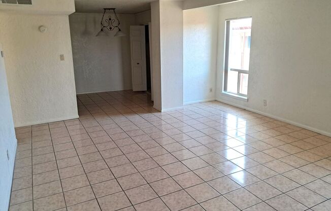 1 bed, 1 bath, 570 sqft, $1,150, Unit D50