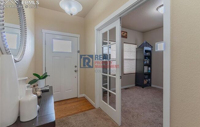 8015 DUTCH LOOP