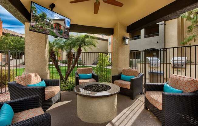 Desert Mirage Patio with Firepit and BBQ's