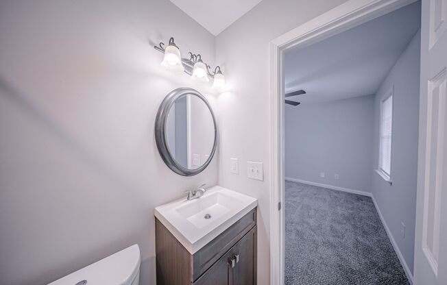 3 beds, 2.5 baths, 1,250 sqft, $1,850, Unit 18-44