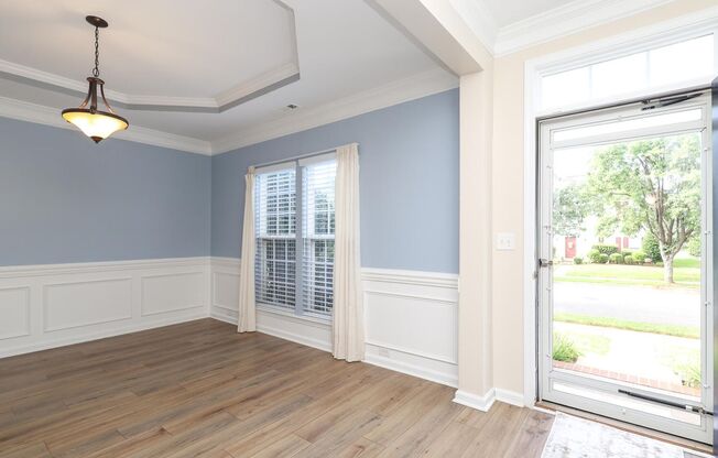 Welcome to this stunning 3-bedroom, 2-bathroom Townhome located in the vibrant community of Huntersville, NC.