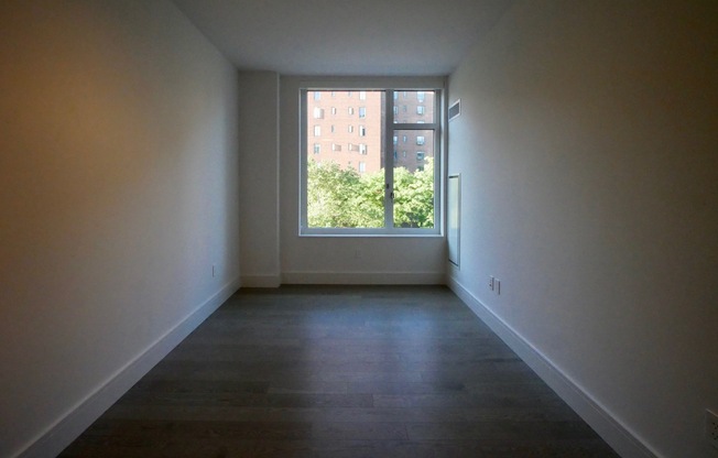 1 bed, 1 bath, $6,395, Unit 211