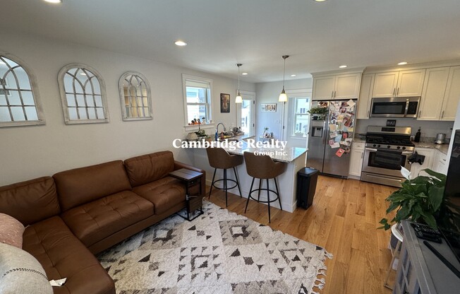 37 PORTER ST