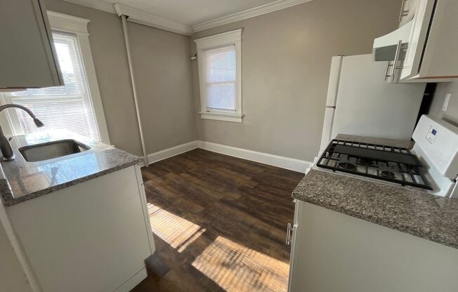 1623 Franklin Park South