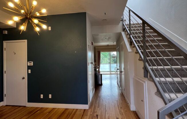 2BD/2.5BA Gorgeous Condo, Tennyson St Denver, CO! Available 9/1/25!