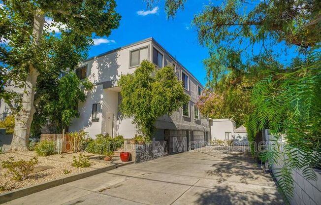 6060 Colfax Ave. # 1