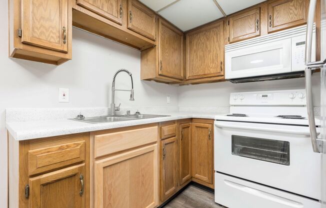 2 beds, 2 baths, 900 sqft, $1,050, Unit 308