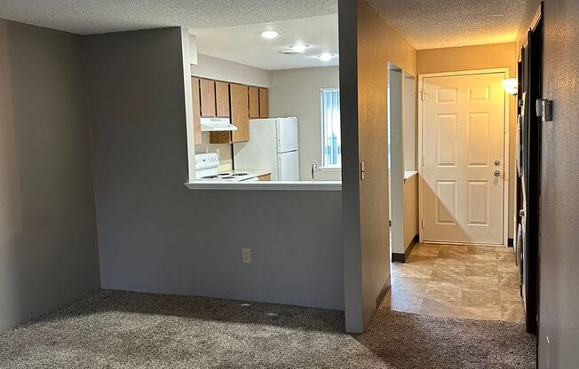 1 bed, 1 bath, 643 sqft, $1,235, Unit 326
