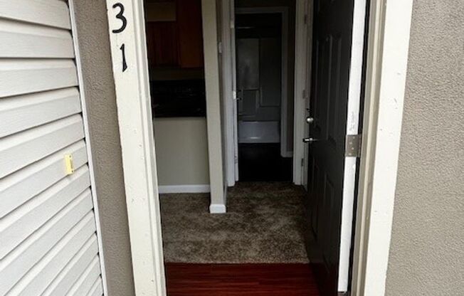 2 beds, 1 bath, 825 sqft, $1,860, Unit 231