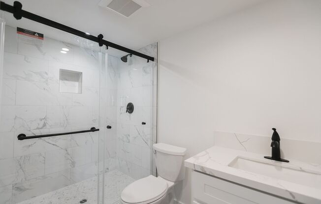 Studio, 1 bath, 575 sqft, $1,798, Unit 117