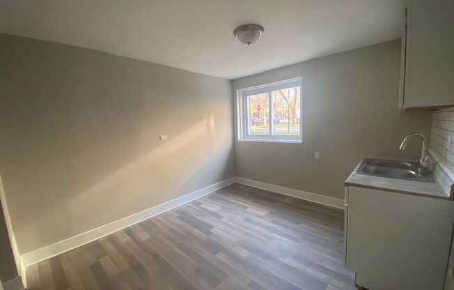 243 N Mason