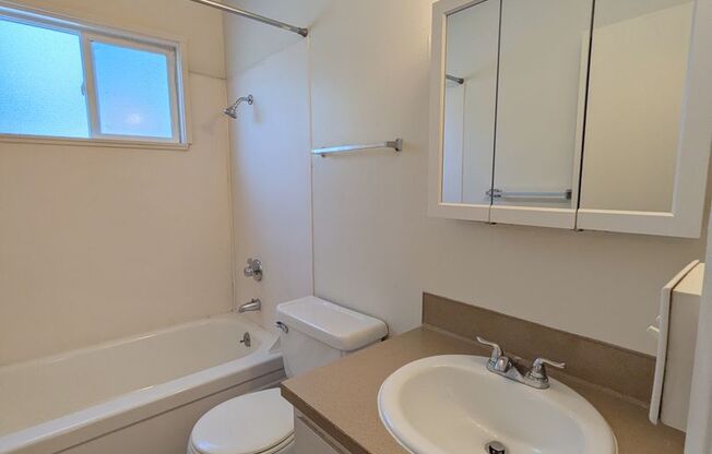 1 bed, 1 bath, 650 sqft, $1,160, Unit 3515-14