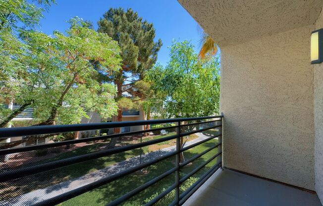 2 beds, 2.5 baths, $1,700, Unit UNIT 28